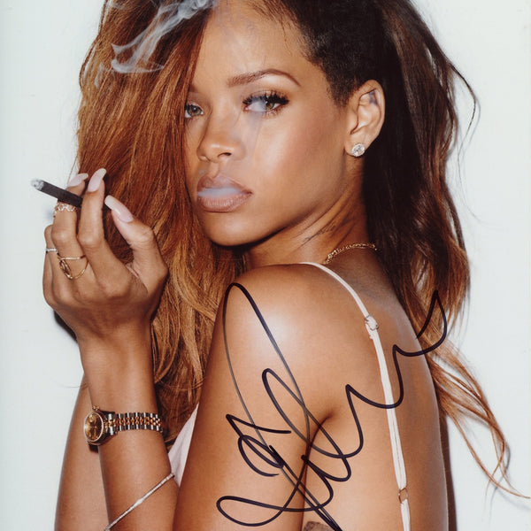 Rihanna Signed Autographed 8x10 Photo PSA/DNA Authenticated